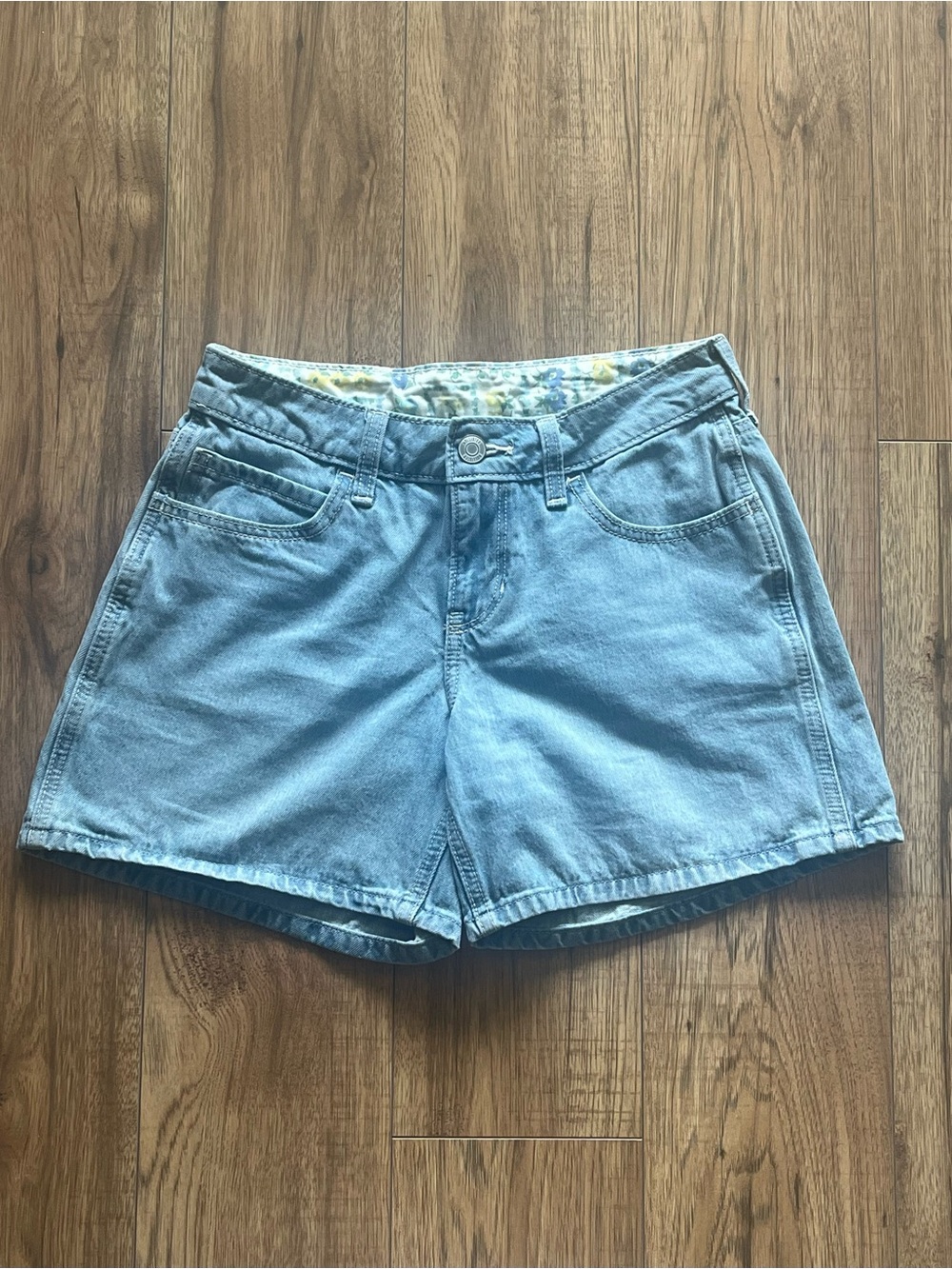 Hollister Low Rise Denim Jean Shorts
